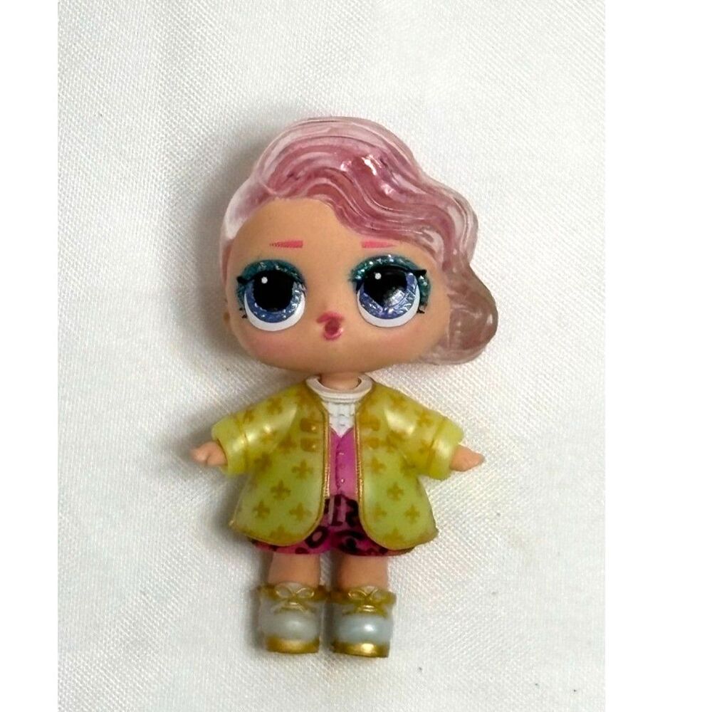 L.O.L. Surprise Glitter Globe Doll from the Winter Disco
